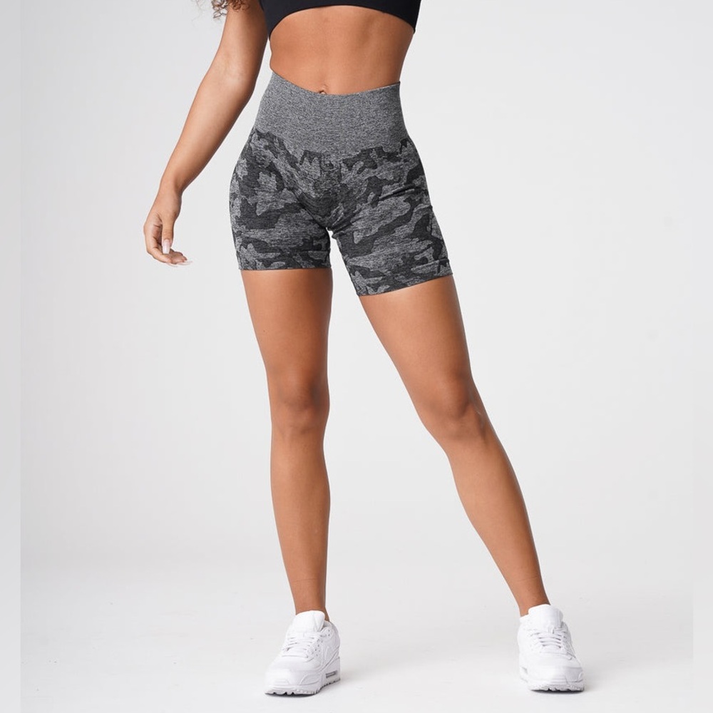 NVGTN black camo seamless shorts